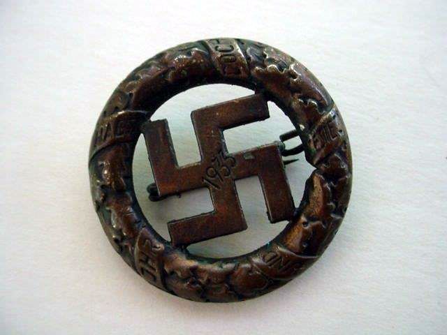 Commemorative Badge