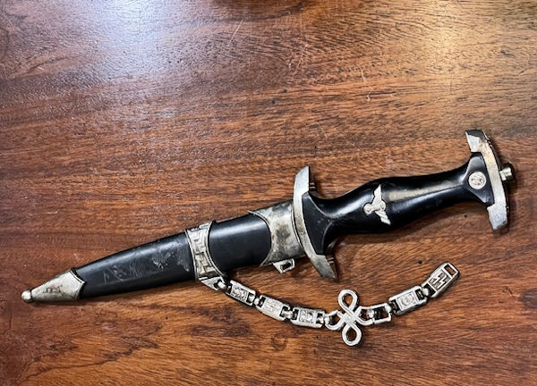 SS Dagger
