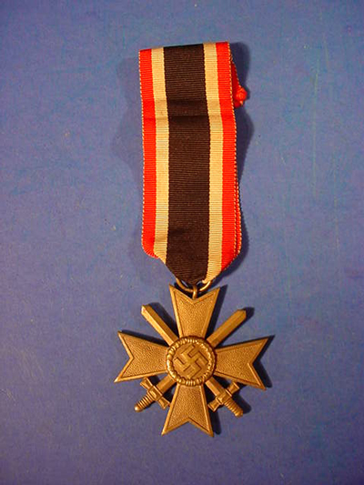 War Service Merit Cross with swords